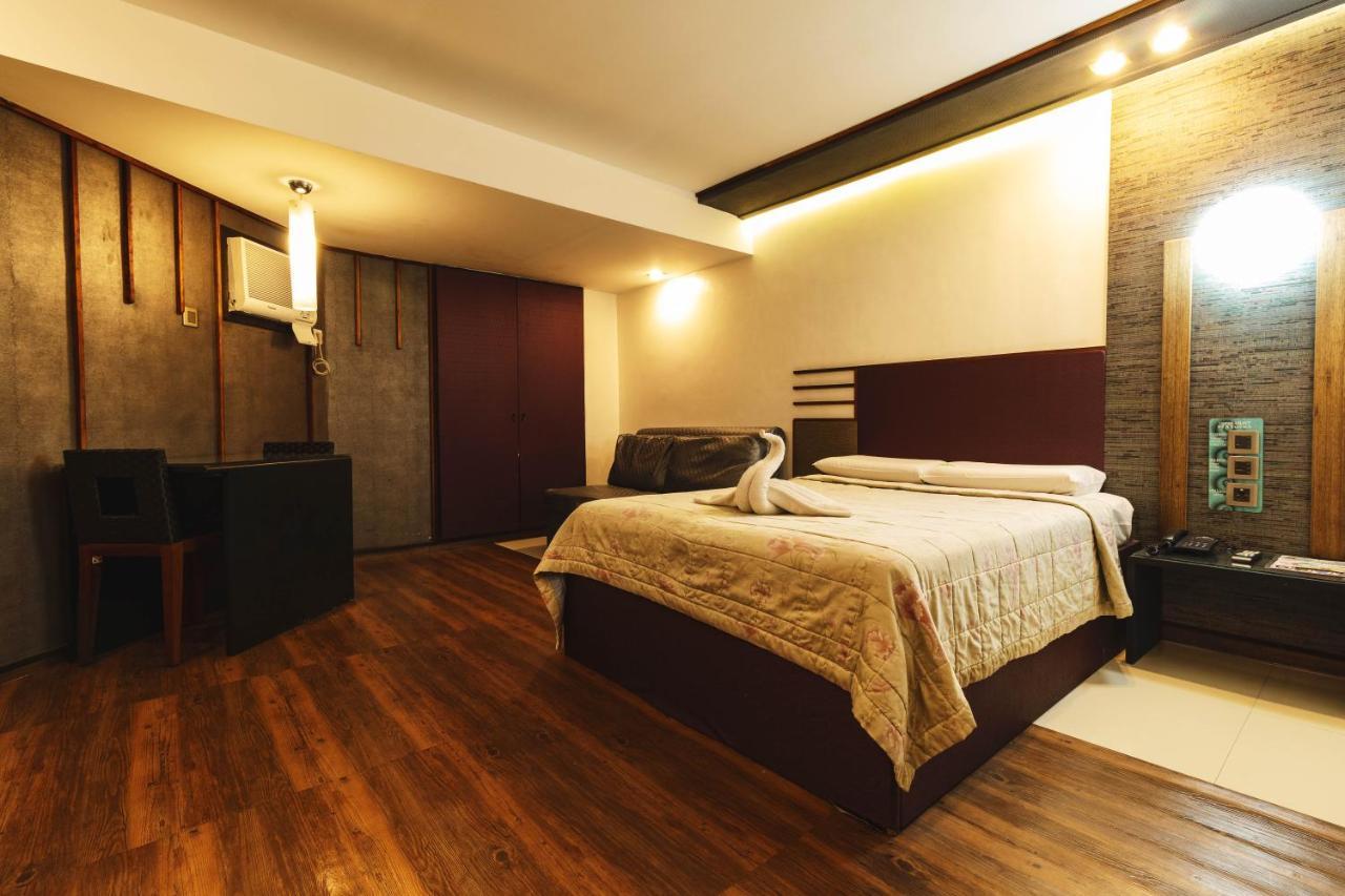 Town And Country Motel Vmapa Manila Dış mekan fotoğraf